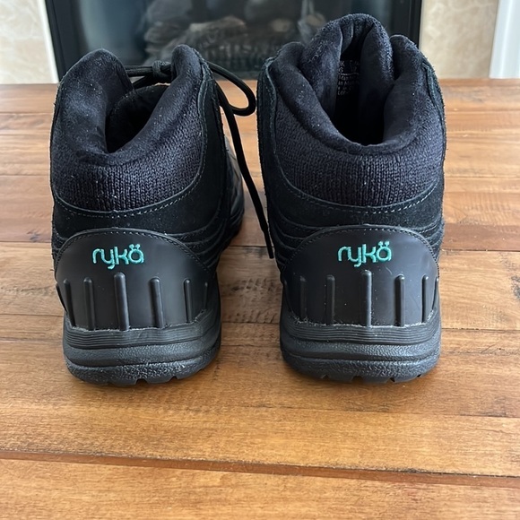 RYKA Mallory woman’s lace up booties, size 8 - Picture 4 of 11